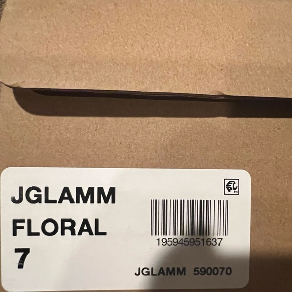 STEVE MADDEN BRAND NEW STILL IN BOX Girls J-Glam Floral sneakers size 7 - Picture 6 of 7